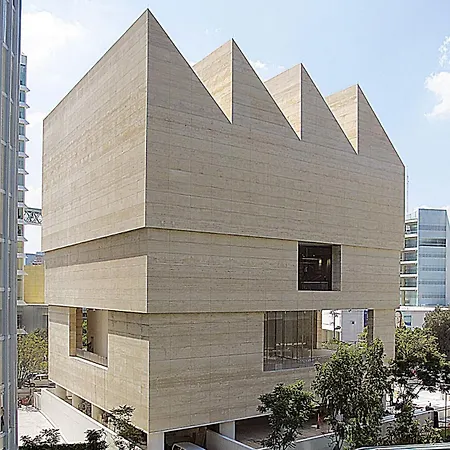 Caravansaro Vazquez de Mella 347 Polanco