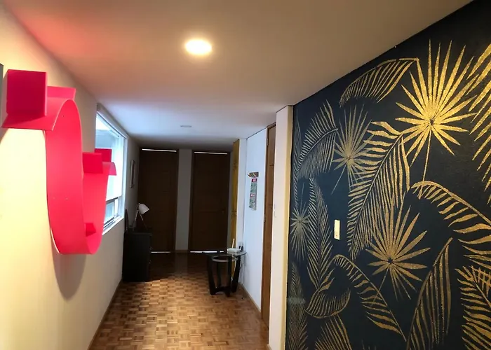 Caravansaro Vazquez De Mella 347 Polanco Pensión *