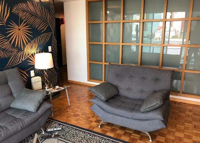Caravansaro Vazquez De Mella 347 Polanco Pensión *