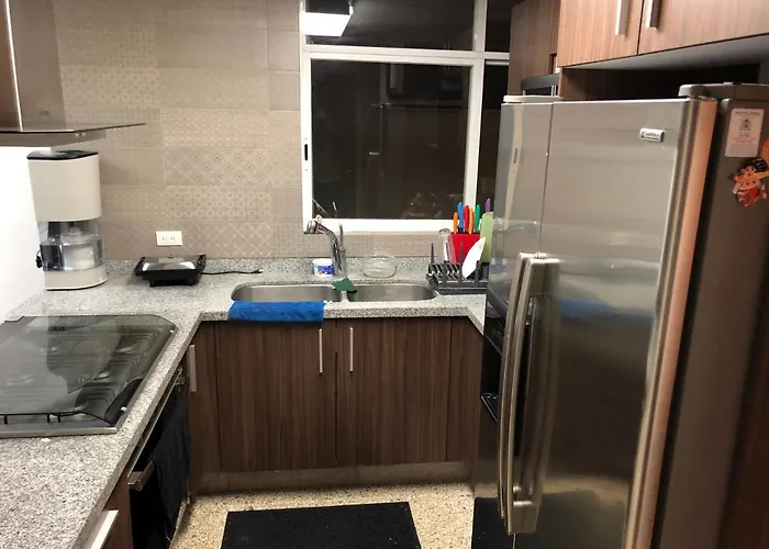 Pensión Caravansaro Vazquez De Mella 347 Polanco